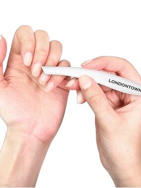Londontown Inc. Cuticle Pusher White Black